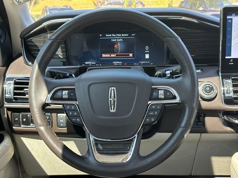 Used 2024 Lincoln Navigator L Black Label image 17