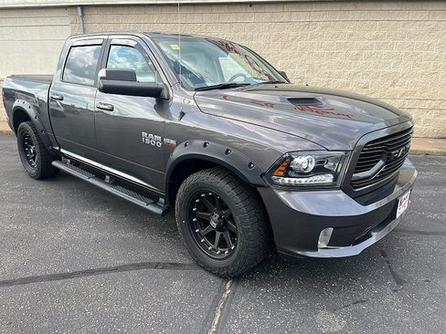 Used 2018 RAM 1500 Sport AWD/4WD image 2