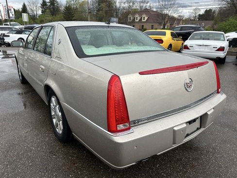 Used 2008 Cadillac DTS FWD image 4