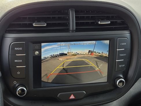Certified 2024 Kia Soul LX w/ Option Group 015 image 20