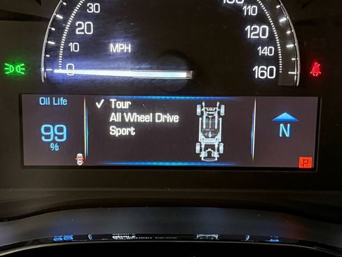 Used 2017 Cadillac XT5 Luxury w/ LPO, Wheel Lock Package image 20