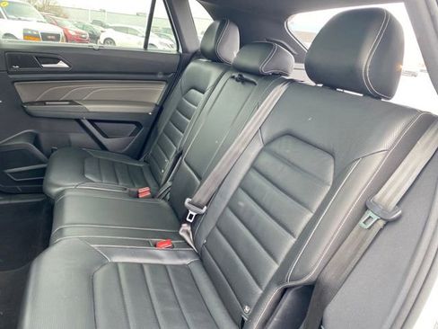 Used 2023 Volkswagen Atlas Cross Sport SEL Premium R-Line image 19