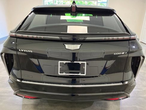 Certified 2024 Cadillac Lyriq Luxury w/ LPO, Floor Liner Package AWD/4WD image 9