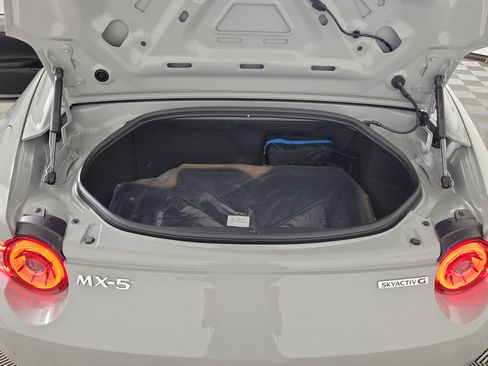 New 2026 MAZDA MX-5 Miata RF Grand Touring RWD image 26