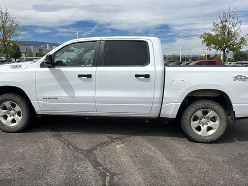 Used 2024 RAM 1500 Big Horn AWD/4WD image 8