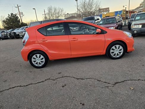 Used 2013 Toyota Prius C One image 11