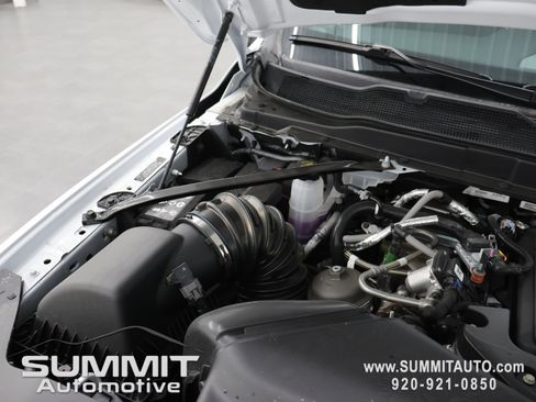 New 2026 RAM 3500 Laramie AWD/4WD image 18