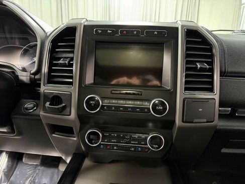 Used 2020 Ford Expedition Max XLT w/ Equipment Group 202A image 17