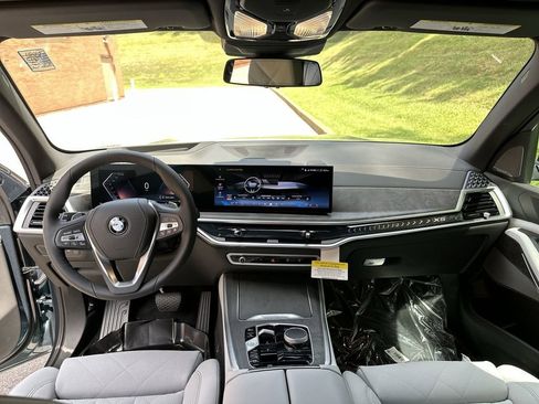 Used 2026 BMW X5 xDrive40i AWD/4WD image 24