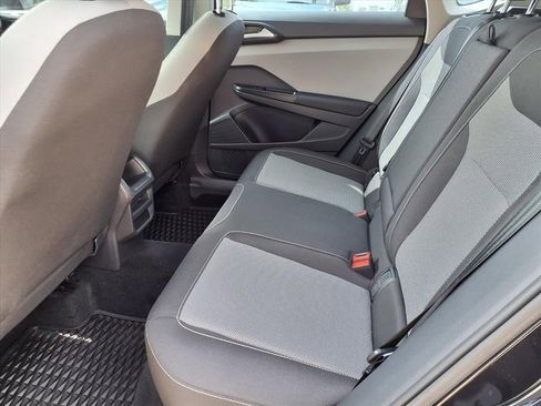 Certified 2023 Volkswagen Taos S image 8