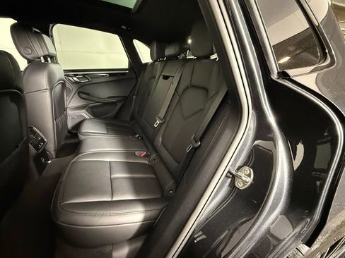 New 2026 Porsche Macan image 24