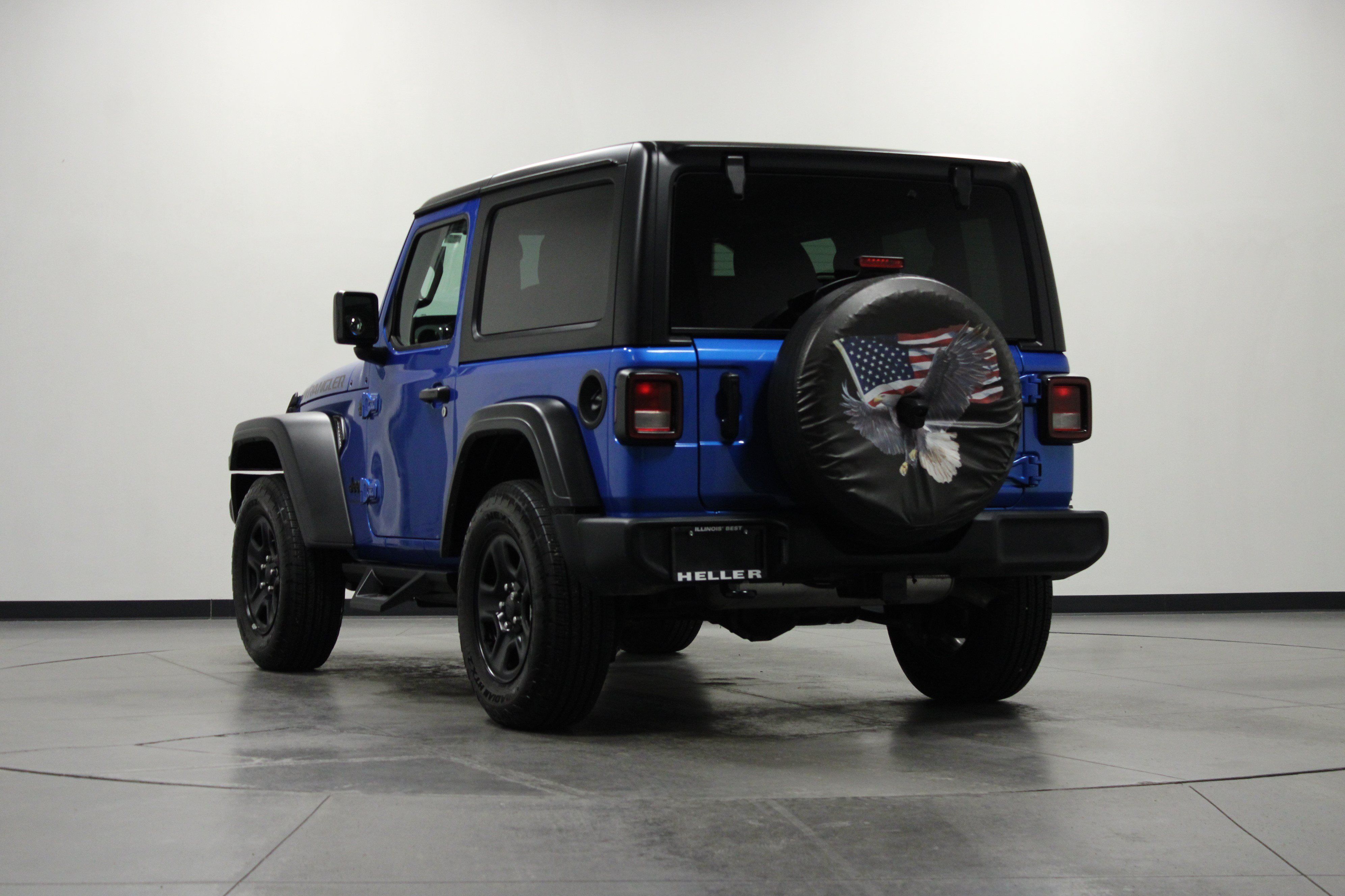 Used 2025 Jeep Wrangler Sport AWD/4WD image 6