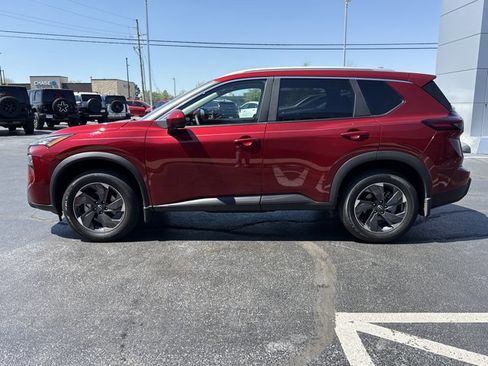 Used 2026 Nissan Rogue SV w/ SV Premium Package image 3