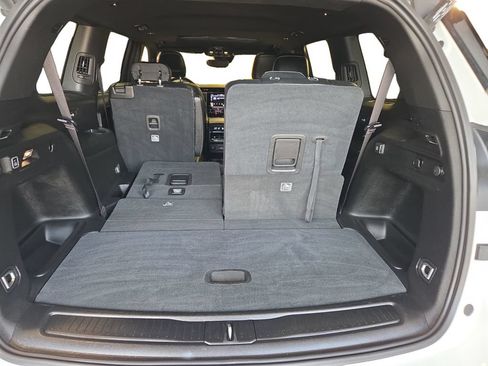 Used 2023 Jeep Grand Cherokee L Laredo AWD/4WD image 29