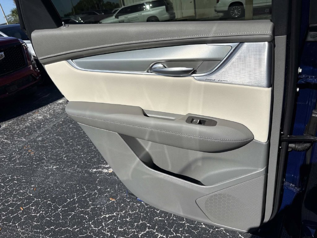 New 2026 Cadillac XT5 Premium Luxury FWD image 13