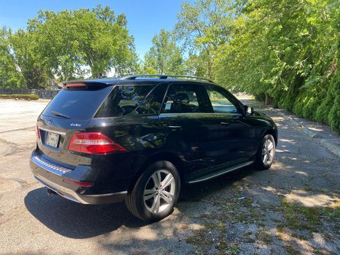 Used 2015 Mercedes-Benz ML 350 4MATIC image 5