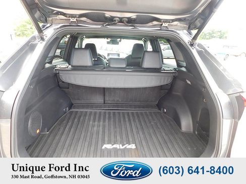 Used 2020 Toyota RAV4 XSE AWD/4WD image 26