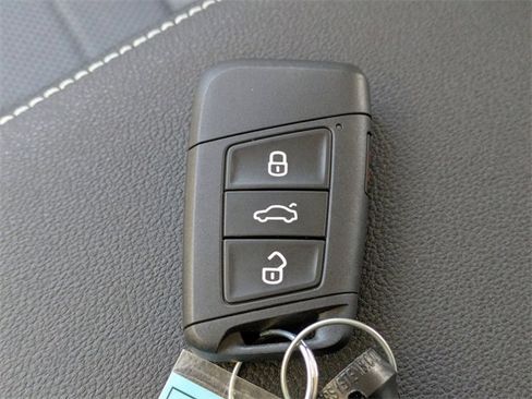 New 2026 Volkswagen Taos S image 32