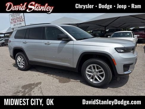 New 2025 Jeep Grand Cherokee L Laredo AWD/4WD image 1
