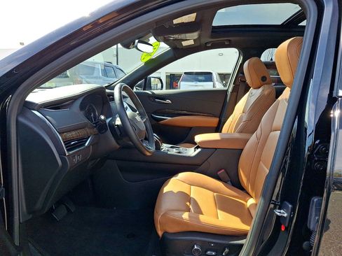 Certified 2023 Cadillac XT4 Premium Luxury AWD/4WD image 20