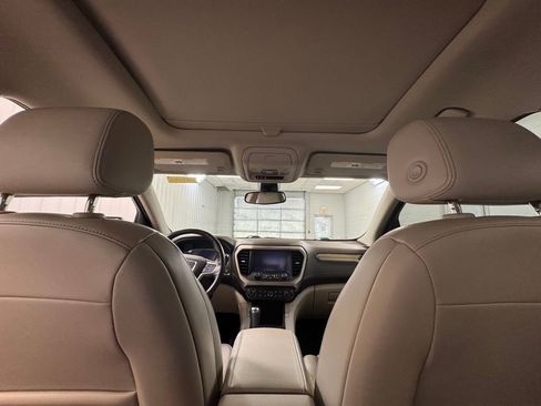 Used 2019 GMC Acadia Denali w/ Technology Package AWD/4WD image 21