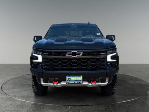 Used 2022 Chevrolet Silverado 1500 ZR2 w/ Technology Package AWD/4WD image 2