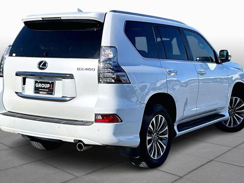 Used 2020 Lexus GX 460 Luxury w/ Off Road Package image 13