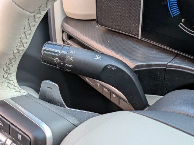 Used 2025 Hyundai Santa Fe SEL FWD image 21