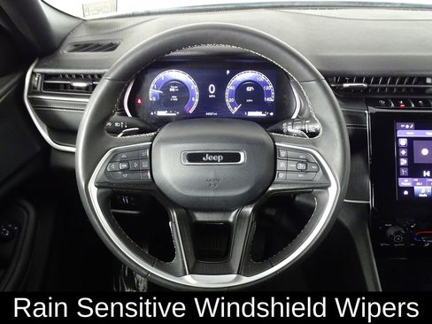 Used 2023 Jeep Grand Cherokee L Laredo image 24