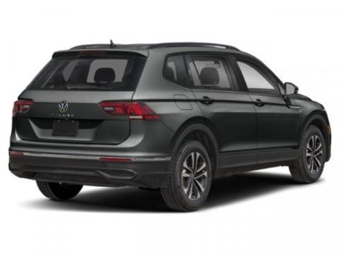 Used 2023 Volkswagen Tiguan S image 2