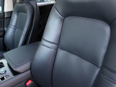New 2026 Lincoln Aviator AWD image 6