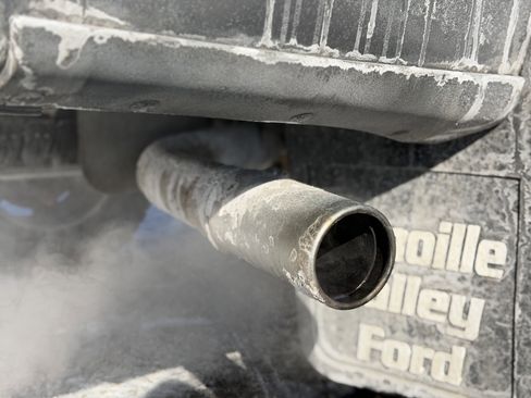 Used 2018 Ford F150 XLT w/ Equipment Group 302A Luxury image 34