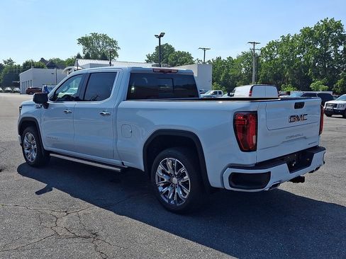 New 2026 GMC Sierra 1500 Denali w/ Denali Reserve Package AWD/4WD image 4