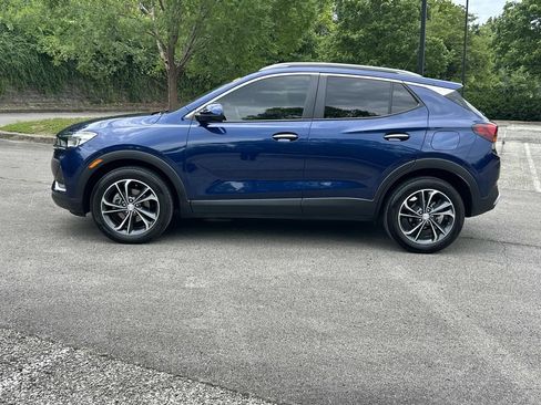 Used 2023 Buick Encore GX Select w/ Safety Package II FWD image 4