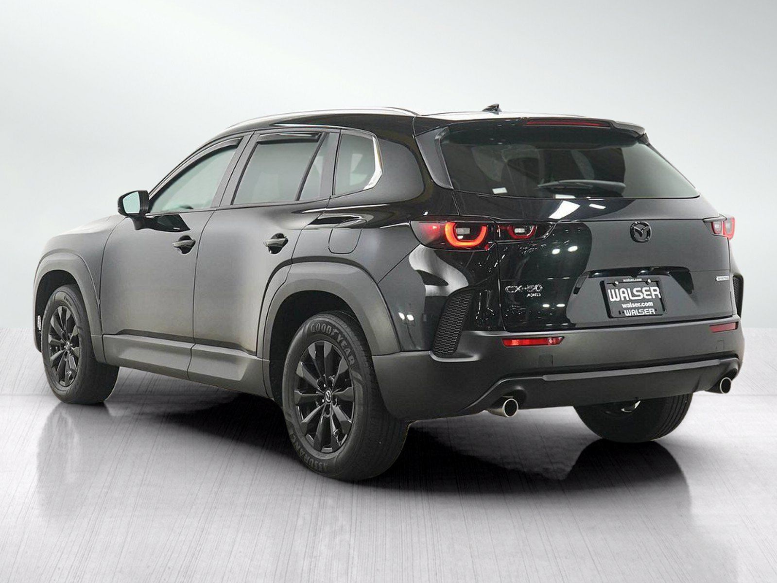 Used 2025 MAZDA CX-50 AWD 2.5 S w/ Premium Package image 3