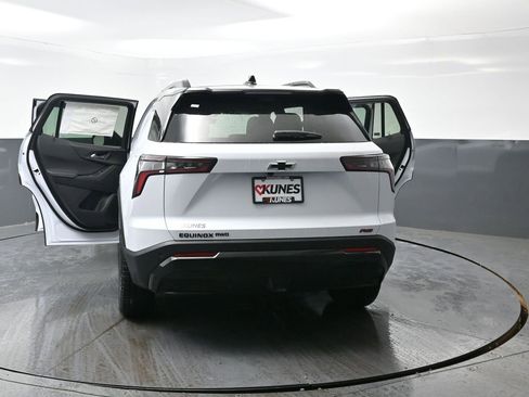 New 2026 Chevrolet Equinox RS w/ Convenience Package III image 53