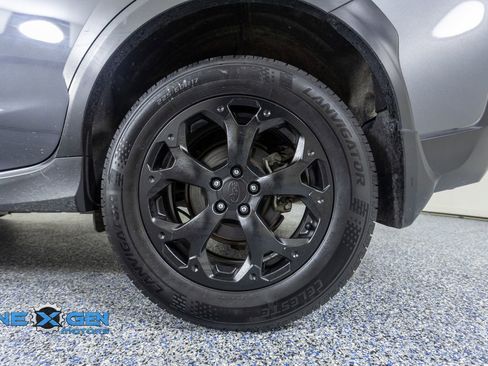 Used 2022 Subaru Crosstrek 2.5i Sport w/ Moonroof Package AWD/4WD image 48