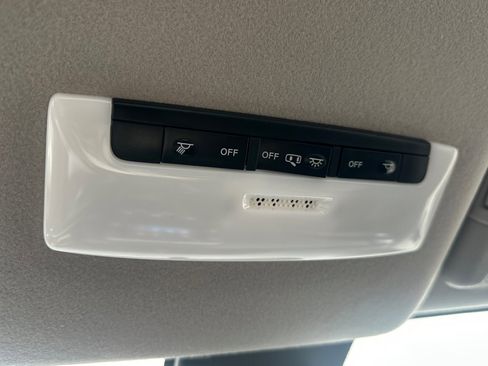 Certified 2025 Nissan Versa S w/ Trunk Package image 31