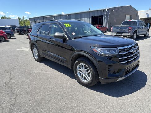 Certified 2026 Ford Explorer Active AWD/4WD image 1