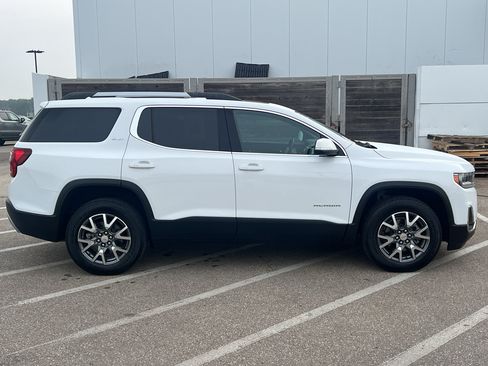 Used 2023 GMC Acadia SLT AWD/4WD image 7