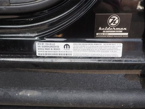 Used 2024 RAM 3500 Big Horn w/ Night Edition image 23