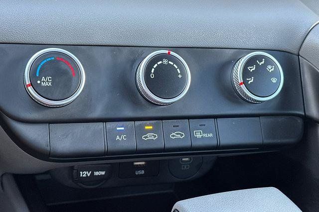 Certified 2026 Hyundai Elantra SE FWD image 20