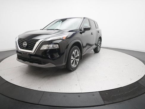Certified 2023 Nissan Rogue SV image 33