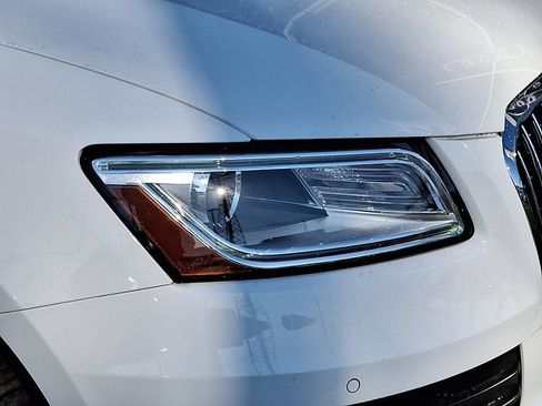 Used 2015 Audi Q5 2.0T Premium Plus w/ Technology Package image 9