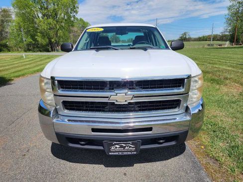 Used 2007 Chevrolet Silverado 2500 W/T image 3