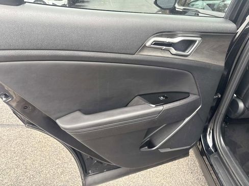 Used 2024 Kia Sportage X-Line w/ X-Line Premium Package image 17