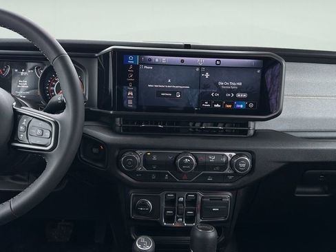 New 2026 Jeep Gladiator Sport AWD/4WD image 16