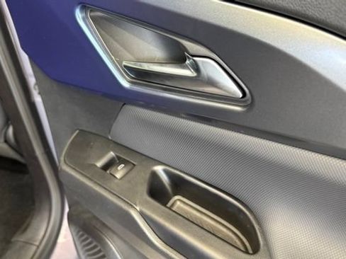 New 2026 Chevrolet Equinox EV LT FWD image 27