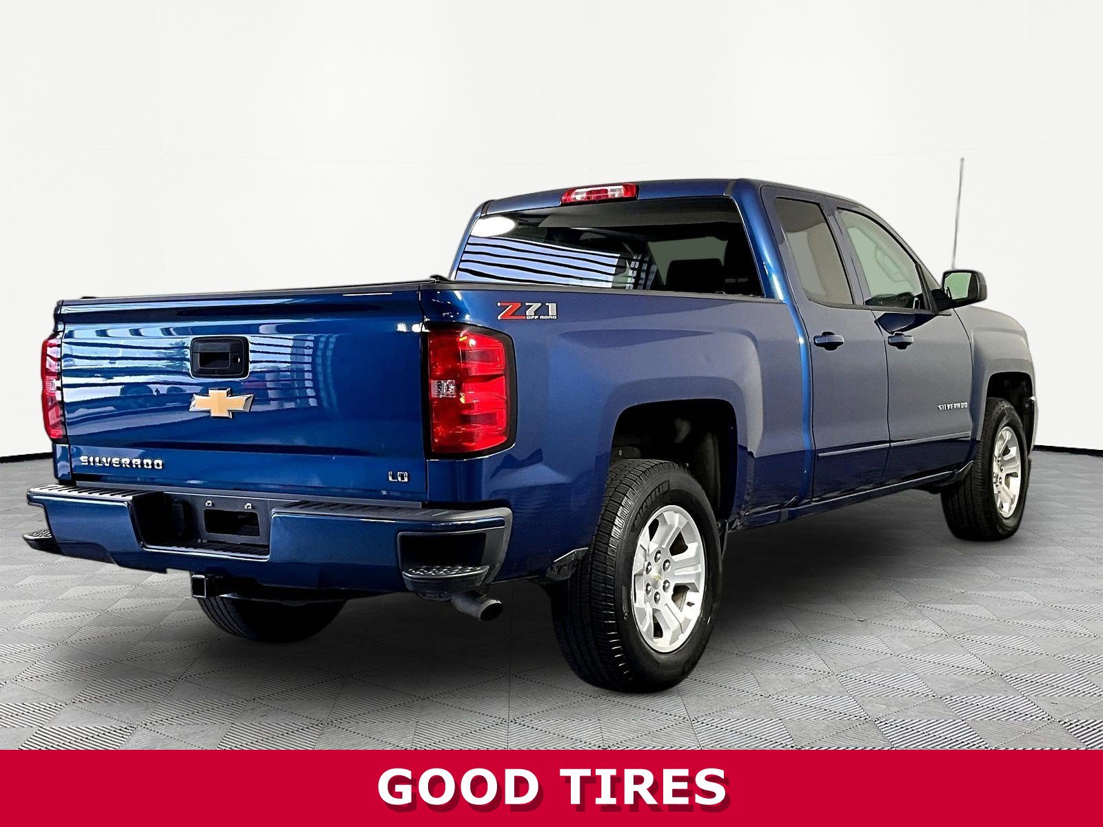 Used 2019 Chevrolet Silverado 1500 LT w/ All Star Edition AWD/4WD image 6