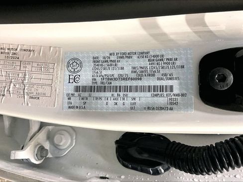 Used 2024 Ford F350 King Ranch AWD/4WD image 36